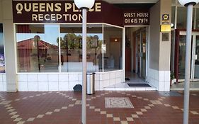 Queen'S Place